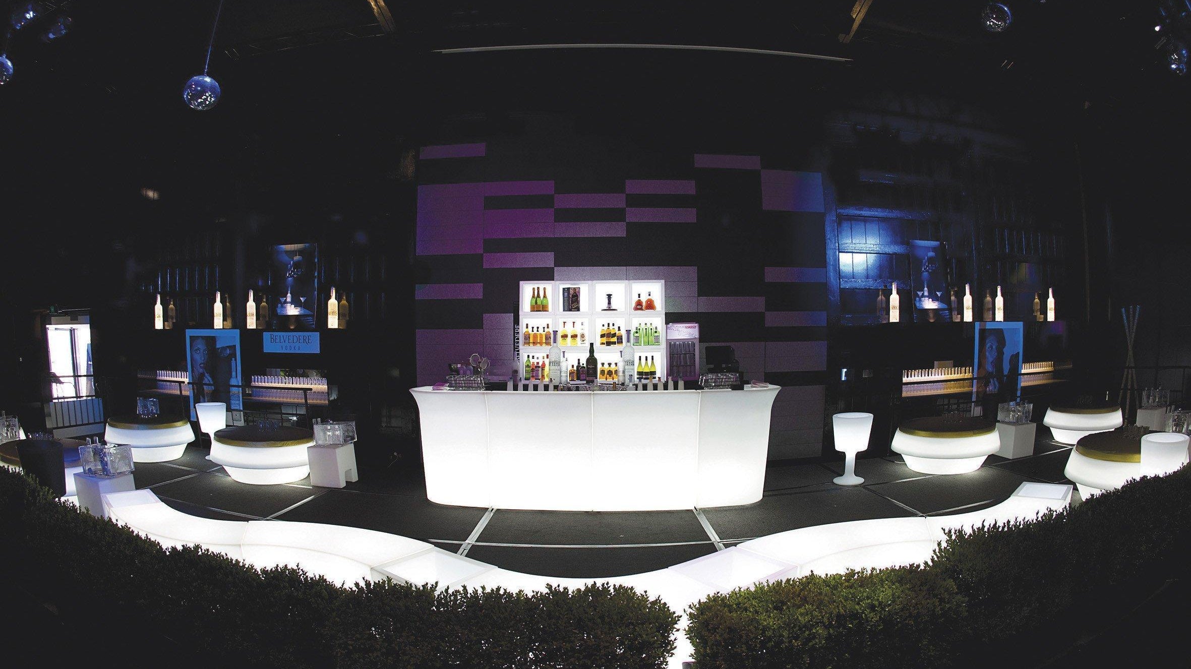 2er Set | Beleuchtbares Podest / Sitzbank SNAKE für Indoor + Outdoor | Sitzmöbel | brandamba.com