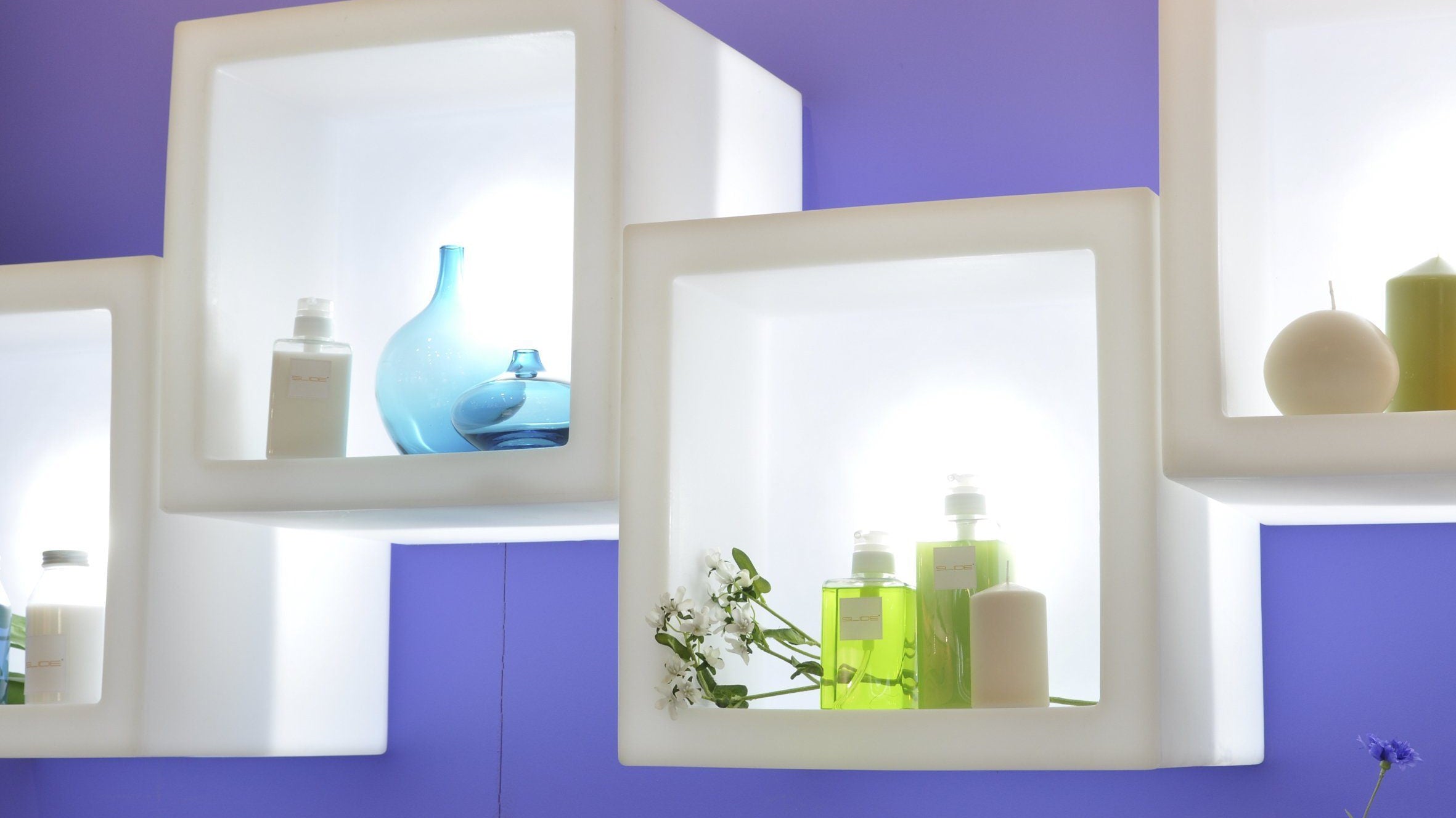 5er Set OPEN CUBE 45 Modular Display beleuchtet von Slide Studio | Produktpräsentation | brandamba.com