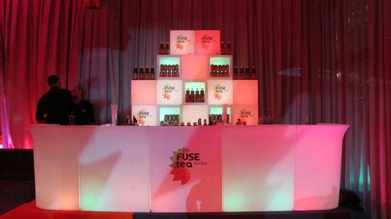 5er Set OPEN CUBE 45 Modular Display beleuchtet von Slide Studio | Produktpräsentation | brandamba.com