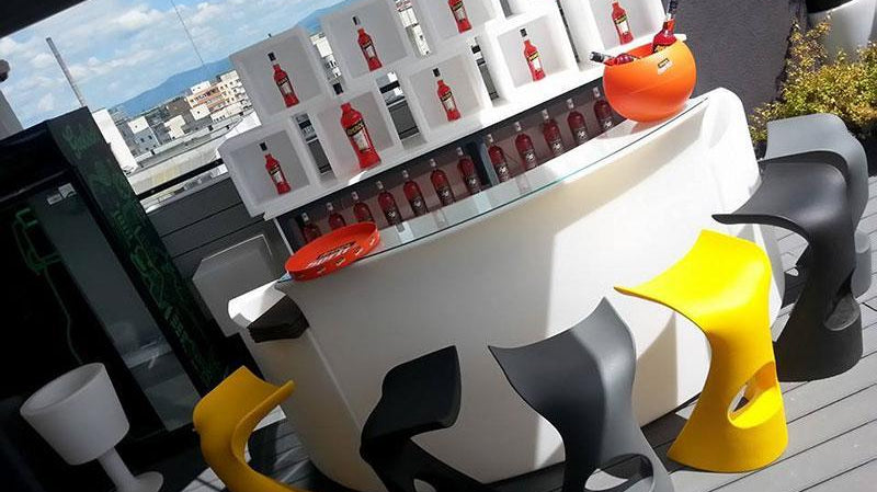 5er Set OPEN CUBE 45 Modular Display beleuchtet von Slide Studio | Produktpräsentation | brandamba.com