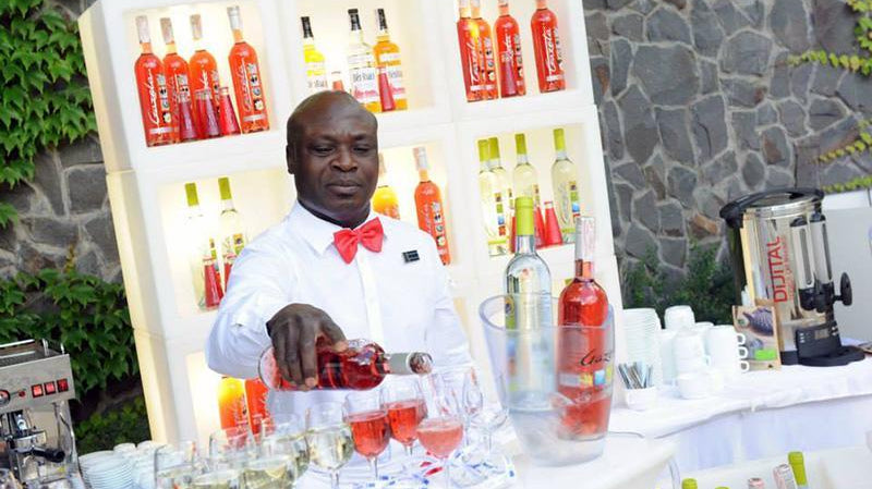 5er Set OPEN CUBE 45 Modular Display beleuchtet von Slide Studio | Produktpräsentation | brandamba.com