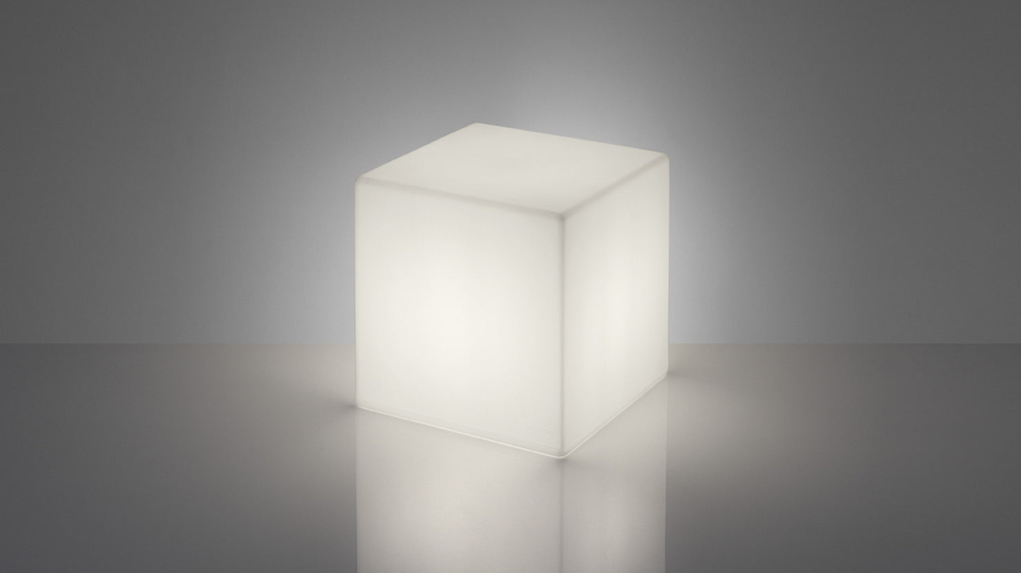 4er Set - Beleuchtbare Podeste SLIDE CUBO 40 für Indoor + Outdoor | Leuchtmöbel | LED Cube