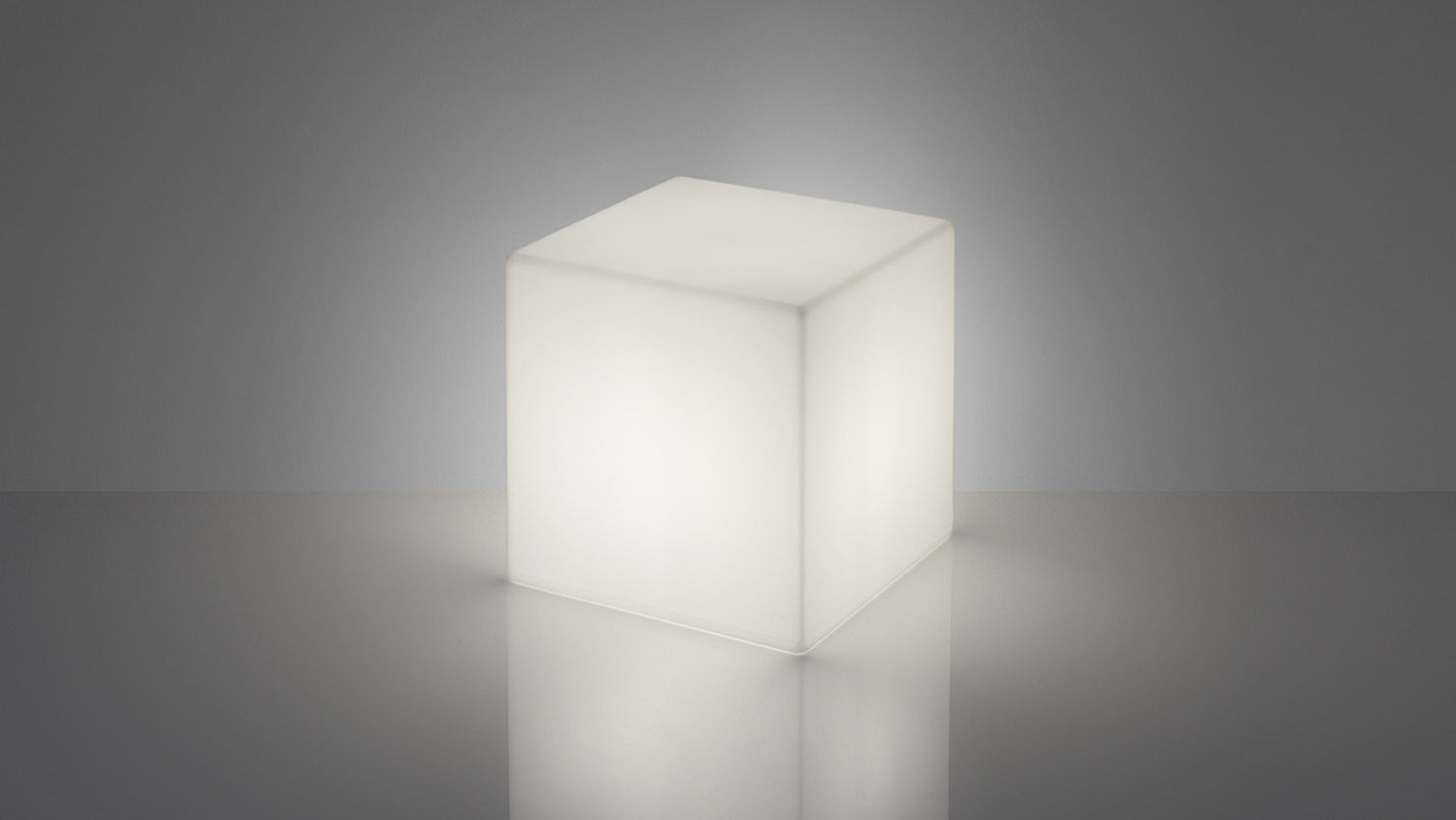 4er Set - Beleuchtbare Podeste SLIDE CUBO 40 für Indoor + Outdoor | Leuchtmöbel | LED Cube