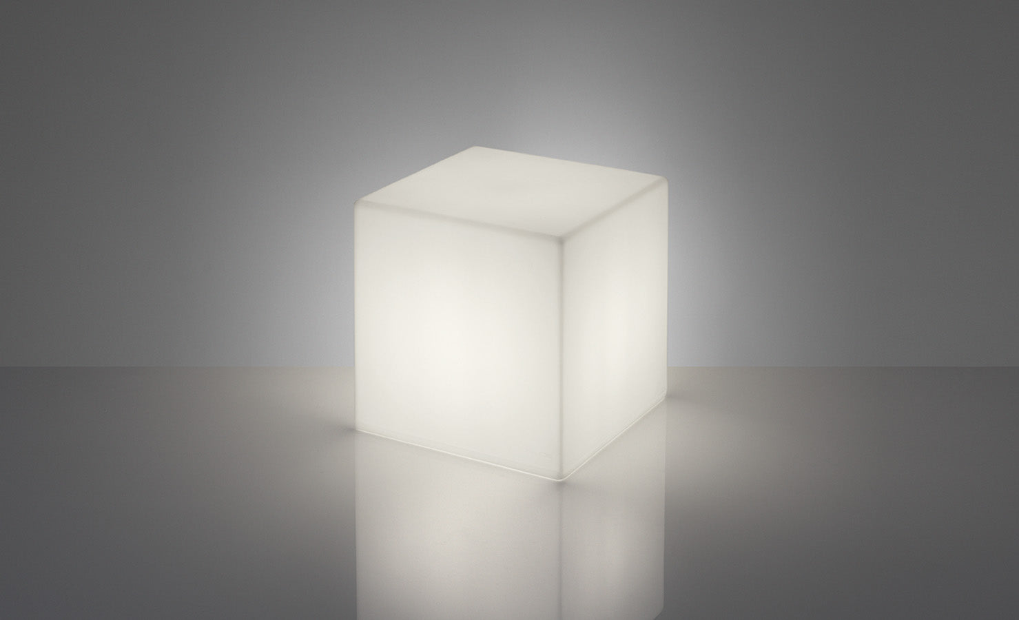 4er Set - Beleuchtbare Podeste SLIDE CUBO 40 für Indoor + Outdoor | Leuchtmöbel | LED Cube