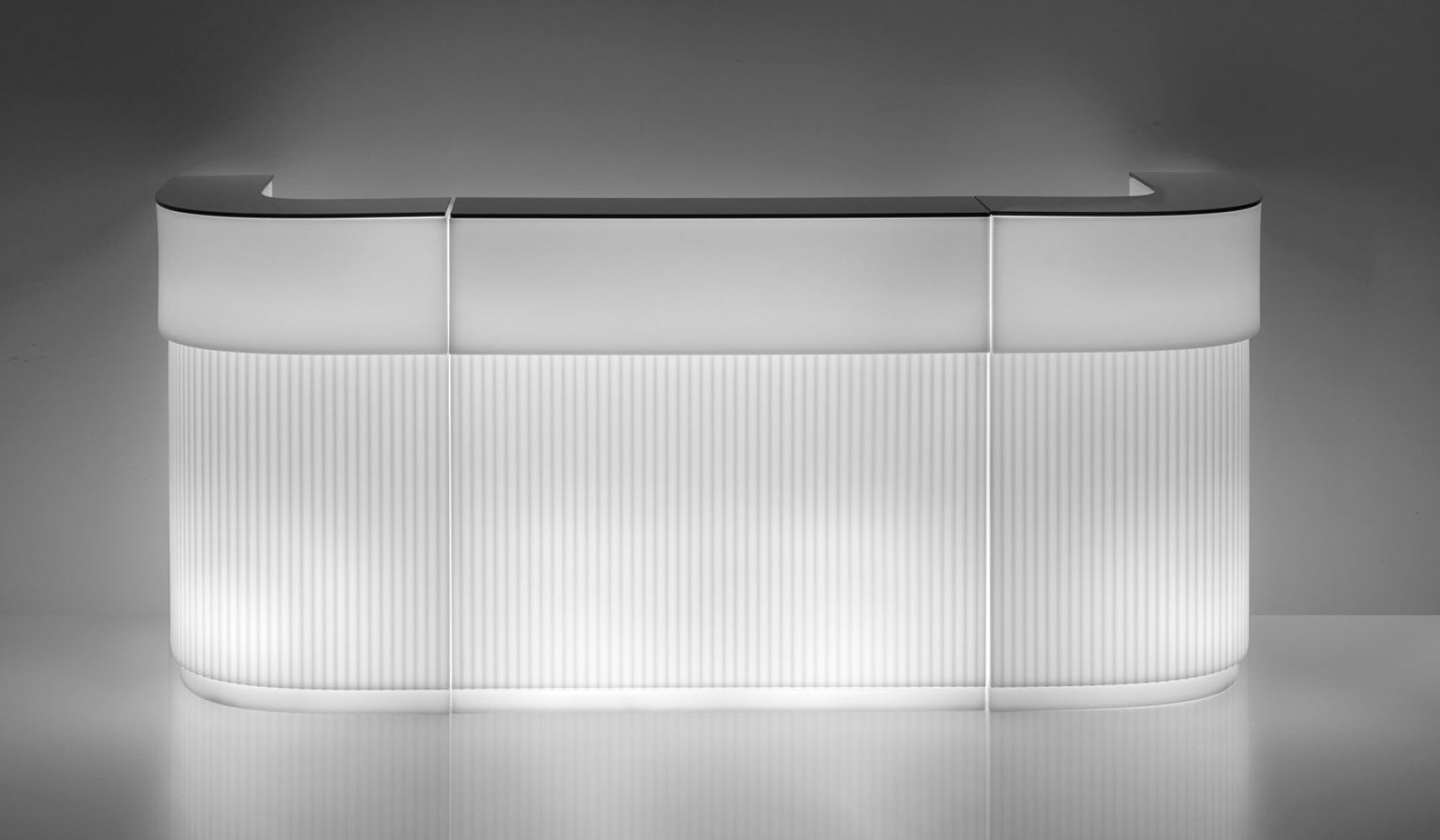 Slide CORDIALE BAR & CORDIALE CORNER SET | LED-BAR | Leuchttheke | Roberto Paoli