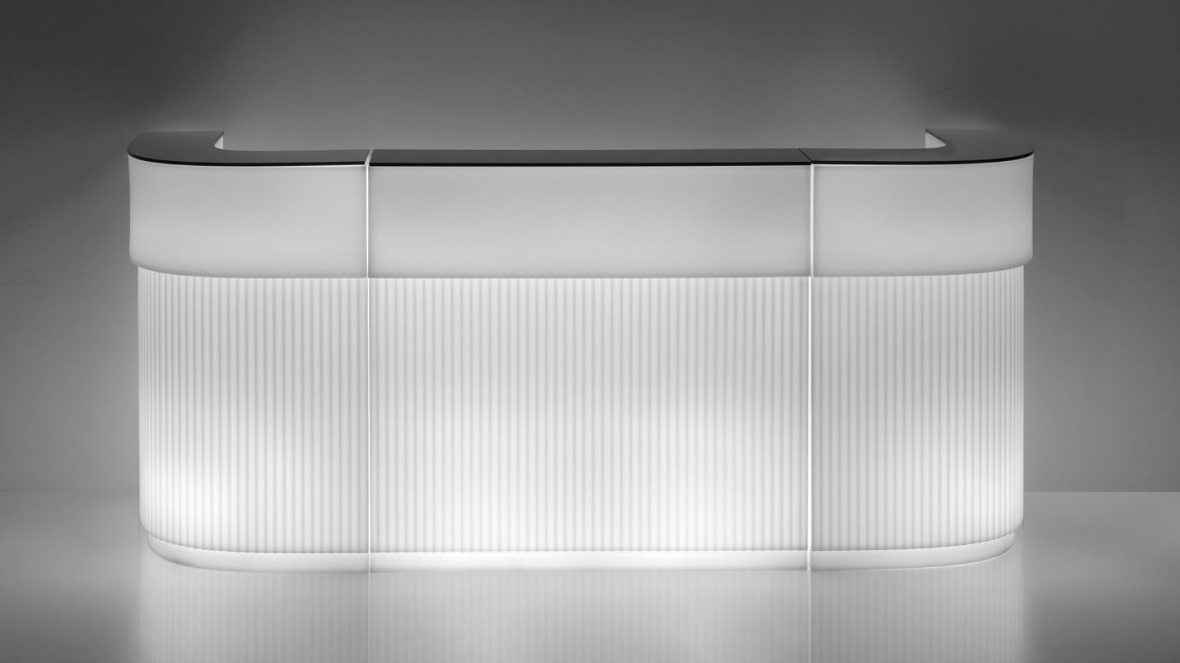 Slide CORDIALE BAR & CORDIALE CORNER | LED-BAR | Leuchttheke | Roberto Paoli |