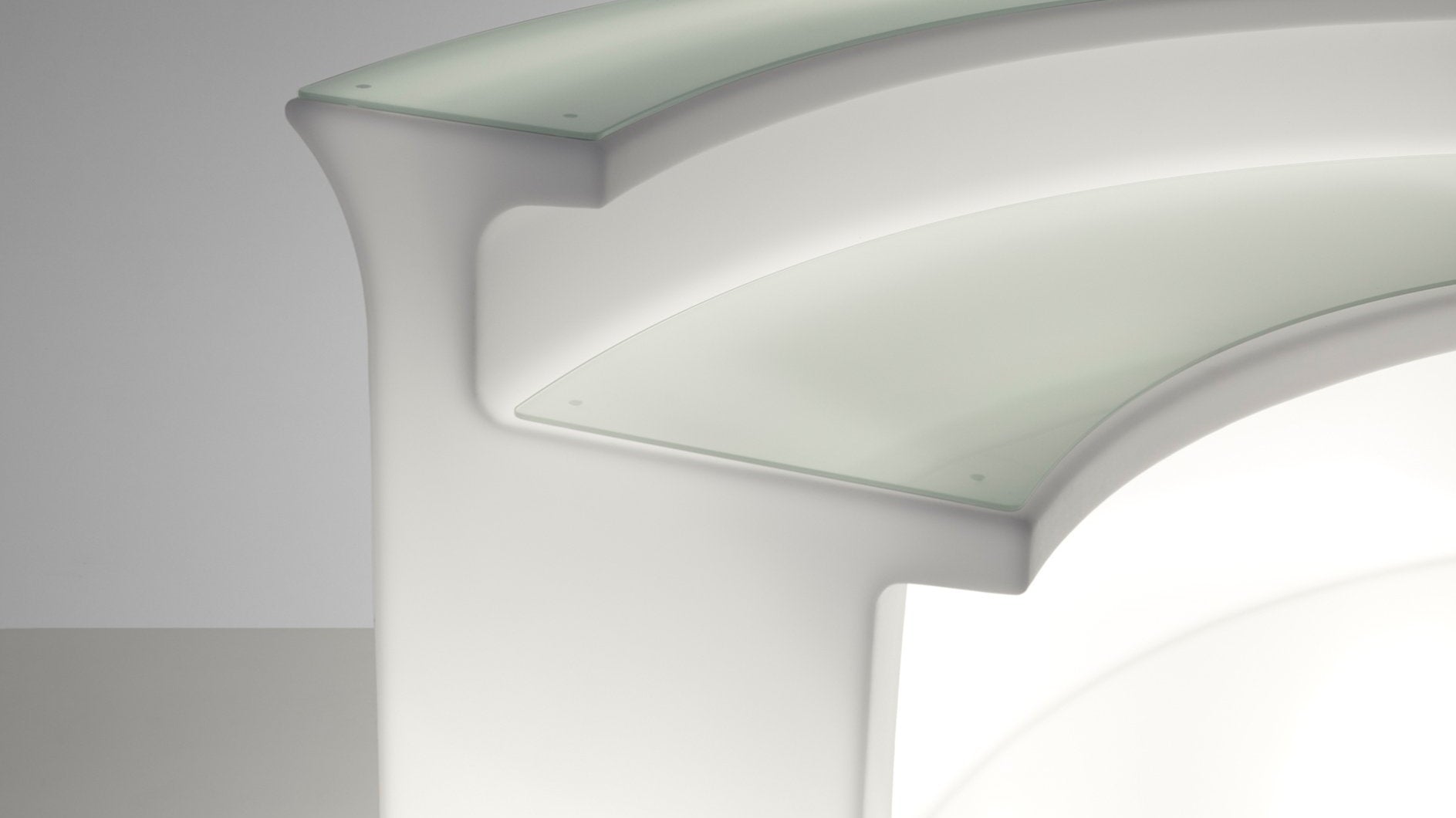 Abdeckplatte DESK für Slide Leucht-Theke BREAK BAR, halbrund | LED Theke | brandamba.com