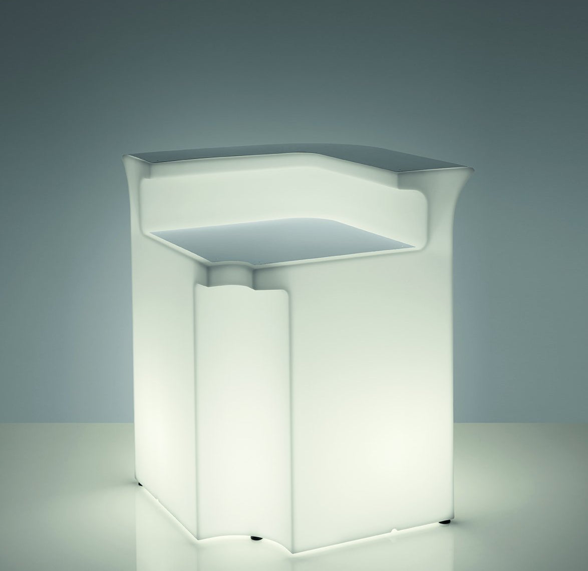 Abdeckplatte DESK für Slide Leucht-Theke BREAK CORNER | LED Theke | brandamba.com