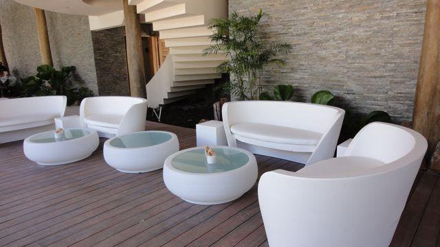 Beistelltisch SLIDE CHUBBY SIDE TABLE für Indoor + Outdoor | Tische | brandamba.com