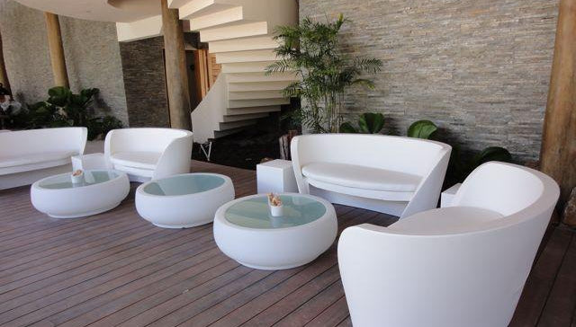 Beistelltisch SLIDE CHUBBY SIDE TABLE für Indoor + Outdoor | Tische | brandamba.com