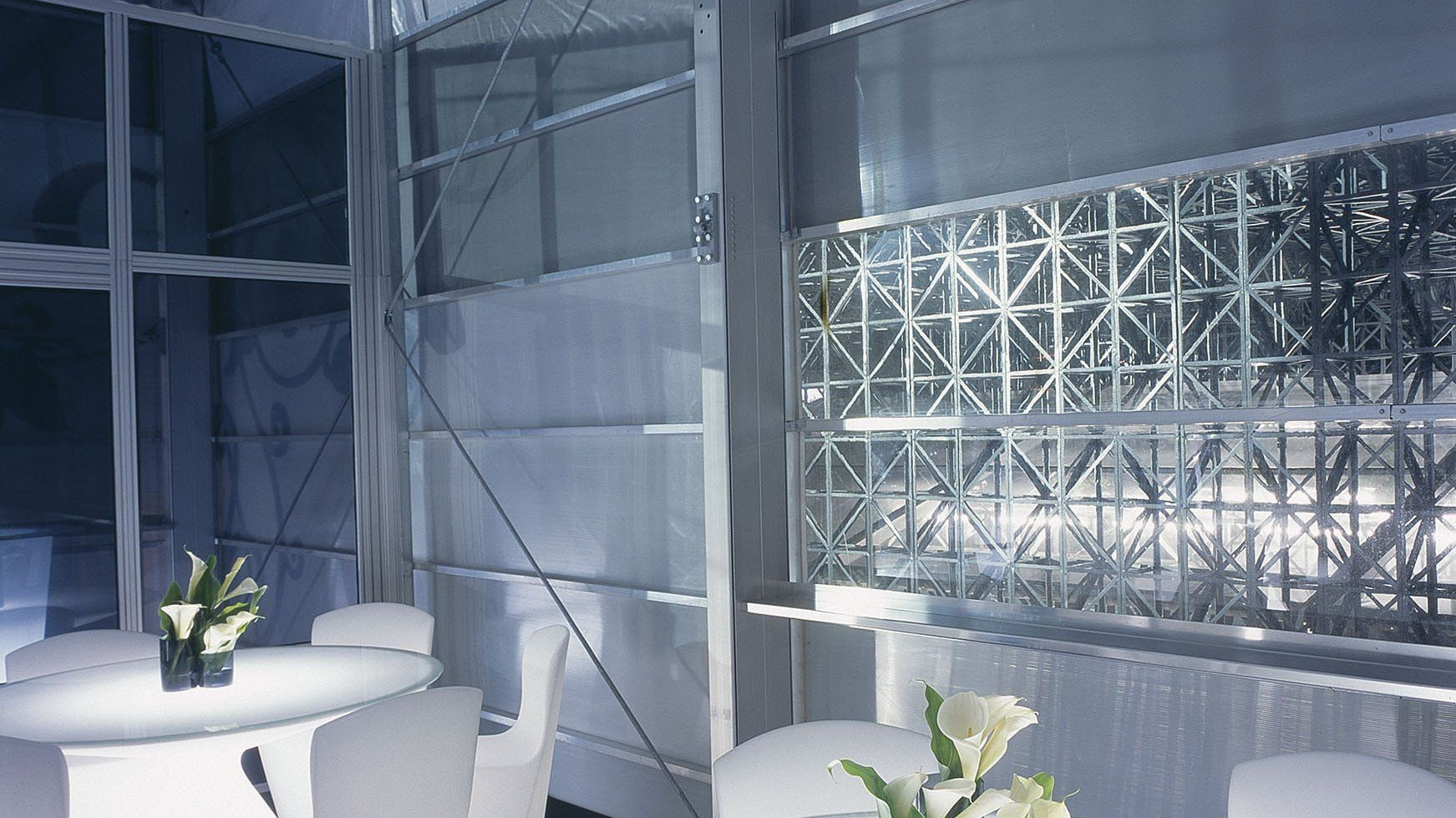 Beleuchtbarer Tisch, Esstisch, Präsentationstisch ED von Guglielmo Berchicci | Tische | brandamba.com