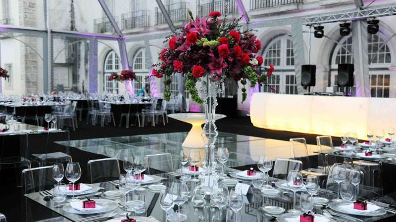 Beleuchtbarer Tisch, Esstisch, Präsentationstisch ED von Guglielmo Berchicci | Tische | brandamba.com