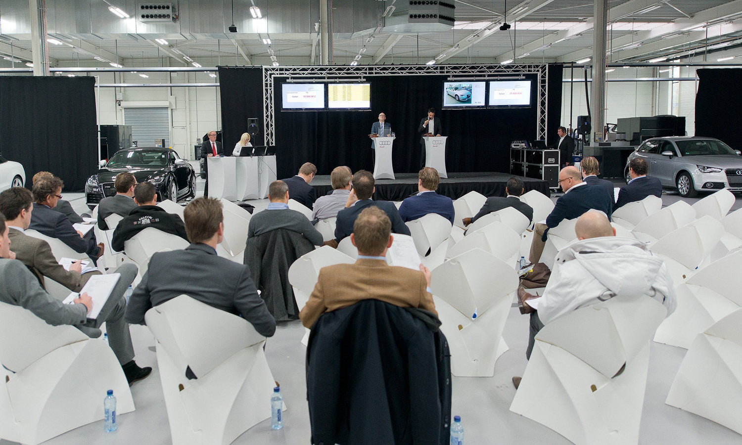 flux chair Faltstuhl - weiß - Event Stuhl - Promotion Stuhl - Event Austattung