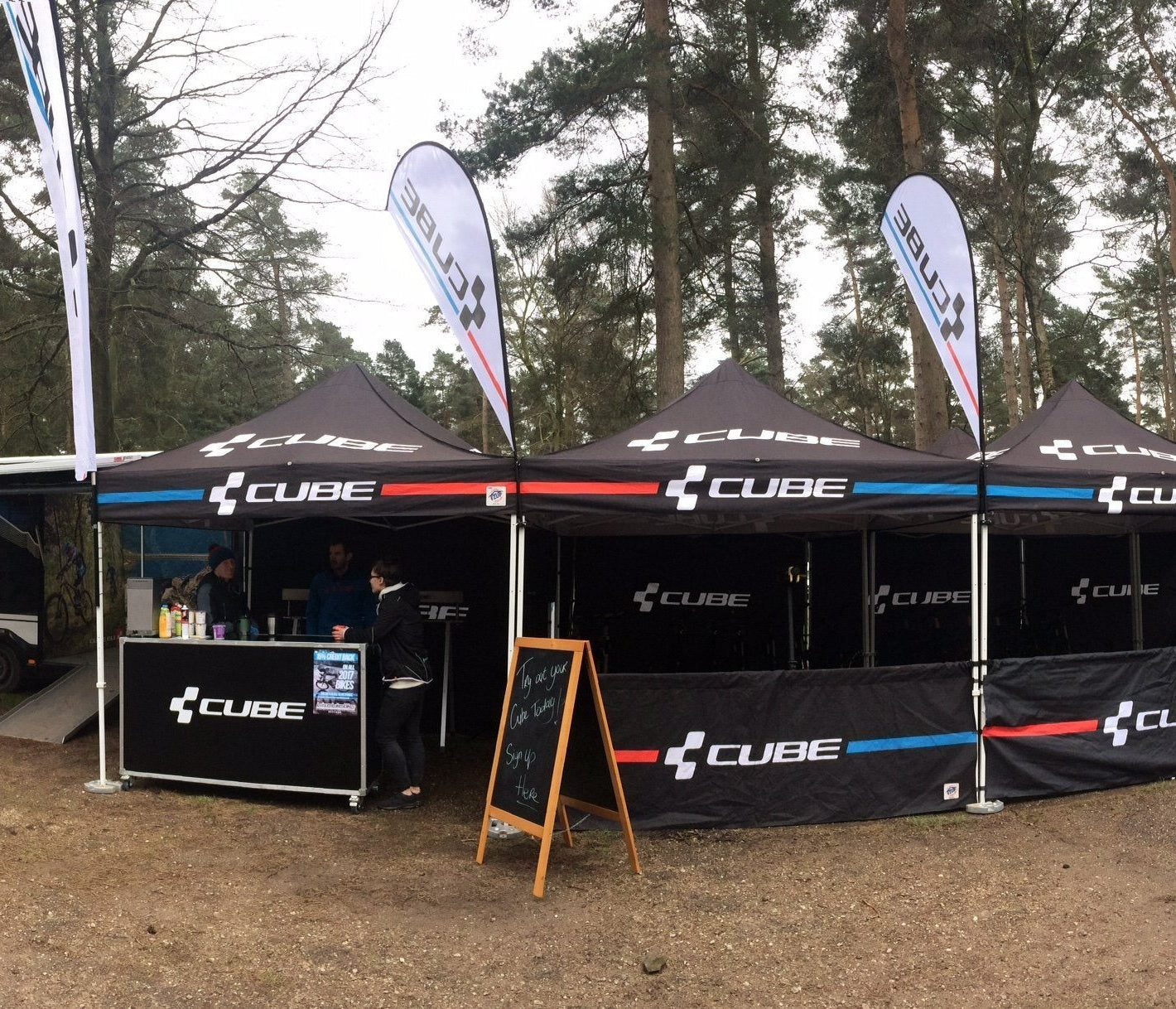 Faltzelt / Eventzelt E-Z UP Eclipse 3 x 3m - inkl. 4c Dach Bedruckung | Faltzelt | brandamba.com