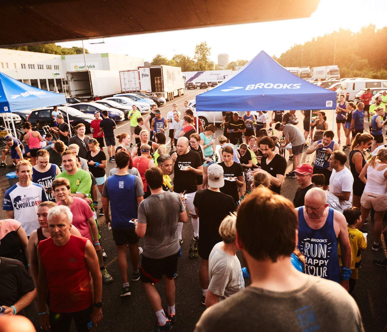 Faltzelt / Eventzelt E-Z UP Eclipse 3 x 3m - inkl. 4c Dach Bedruckung | Faltzelt | brandamba.com