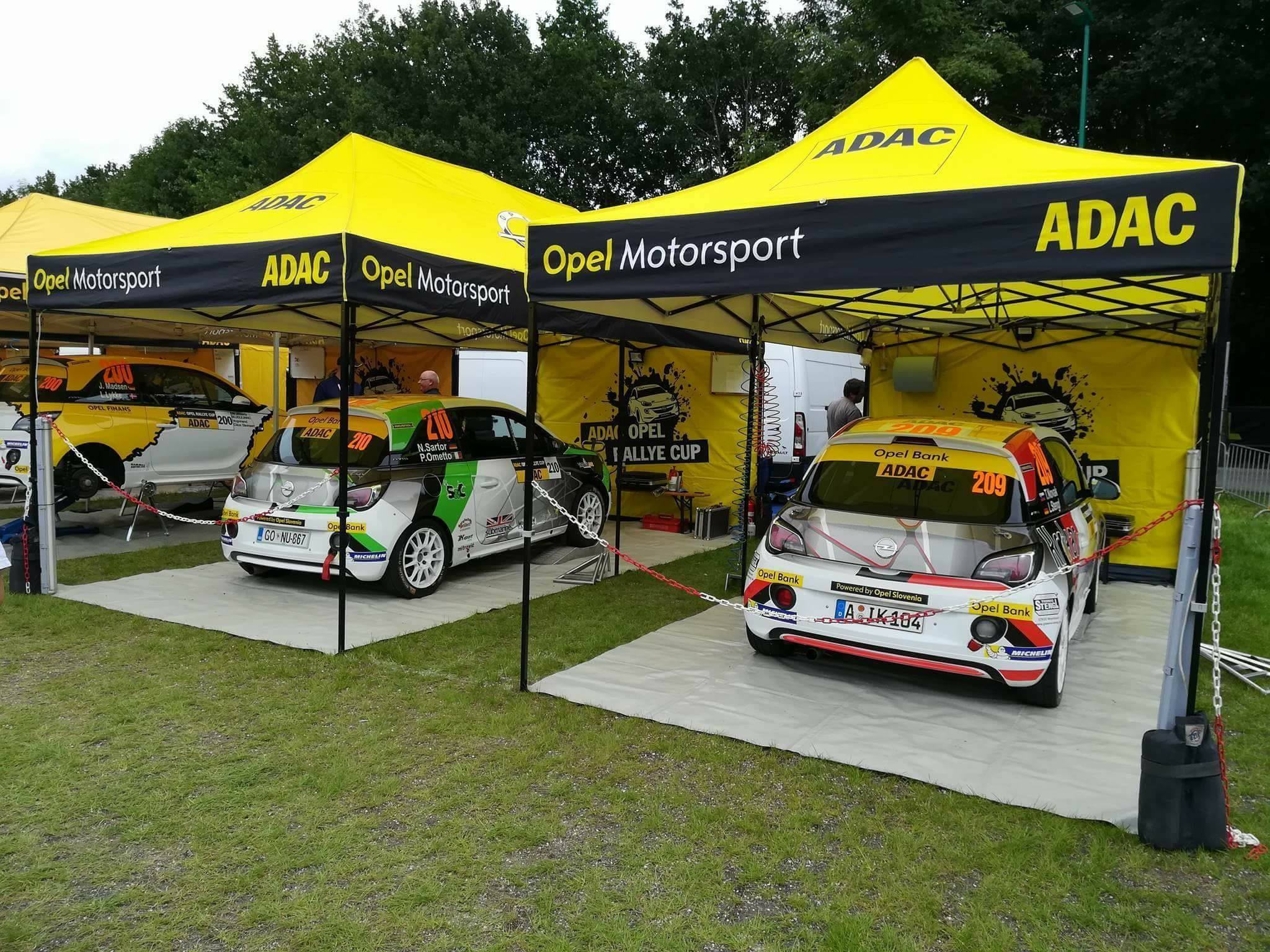 Faltzelt / Eventzelt E-Z UP Eclipse 3 x 4,5m - inkl. 4c Dach Bedruckung | Faltzelt | brandamba.com