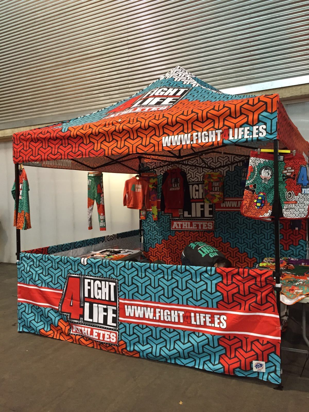 Faltzelt / Eventzelt E-Z UP Eclipse 3 x 4,5m - inkl. 4c Dach Bedruckung | Faltzelt | brandamba.com