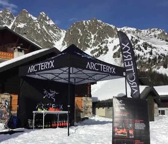 Faltzelt / Eventzelt E-Z UP Eclipse 3 x 4,5m - inkl. 4c Dach Bedruckung | Faltzelt | brandamba.com