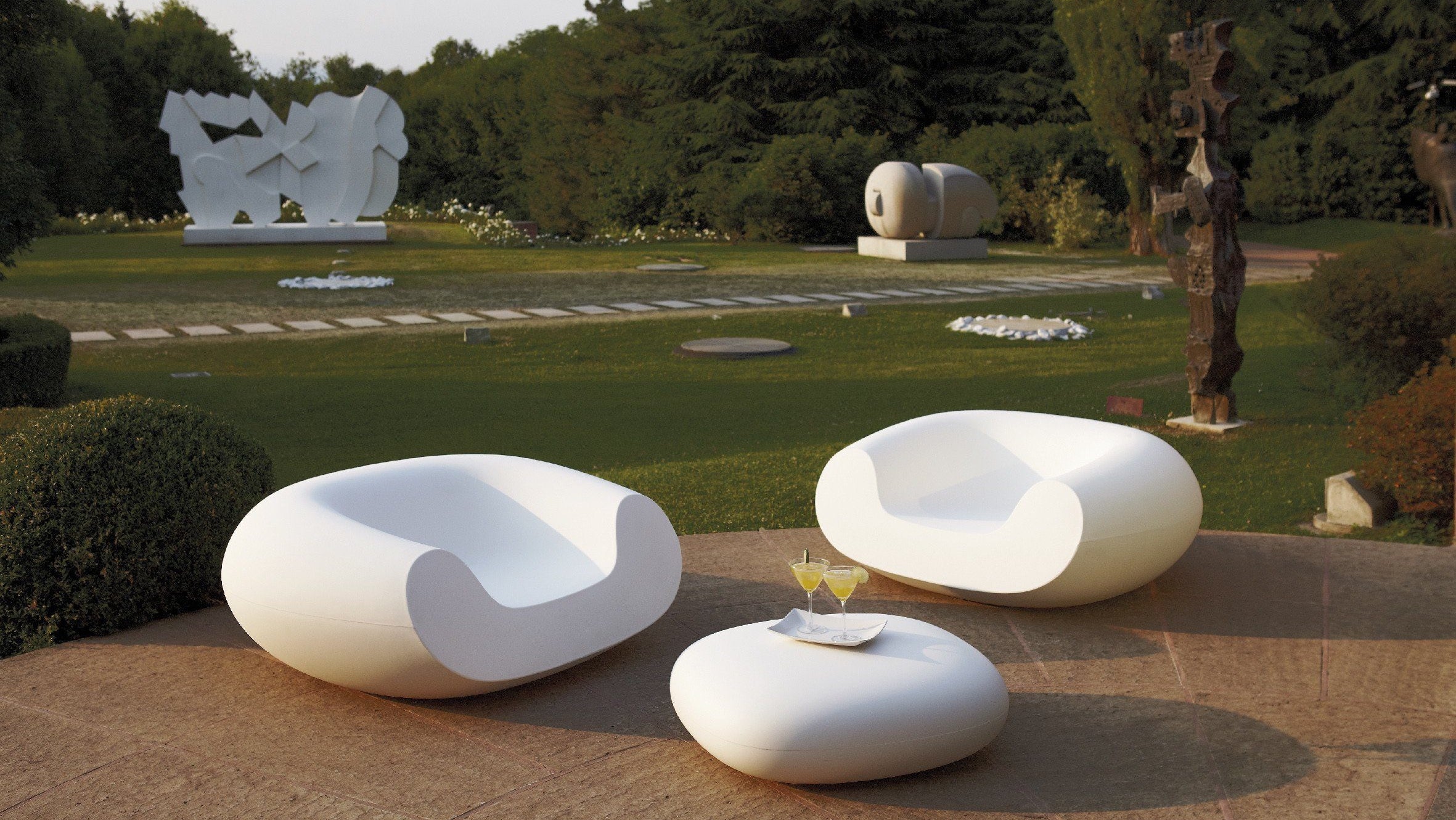 Hocker / Beistelltisch SLIDE CHUBBY LOW für Indoor + Outdoor | Sitzmöbel | brandamba.com