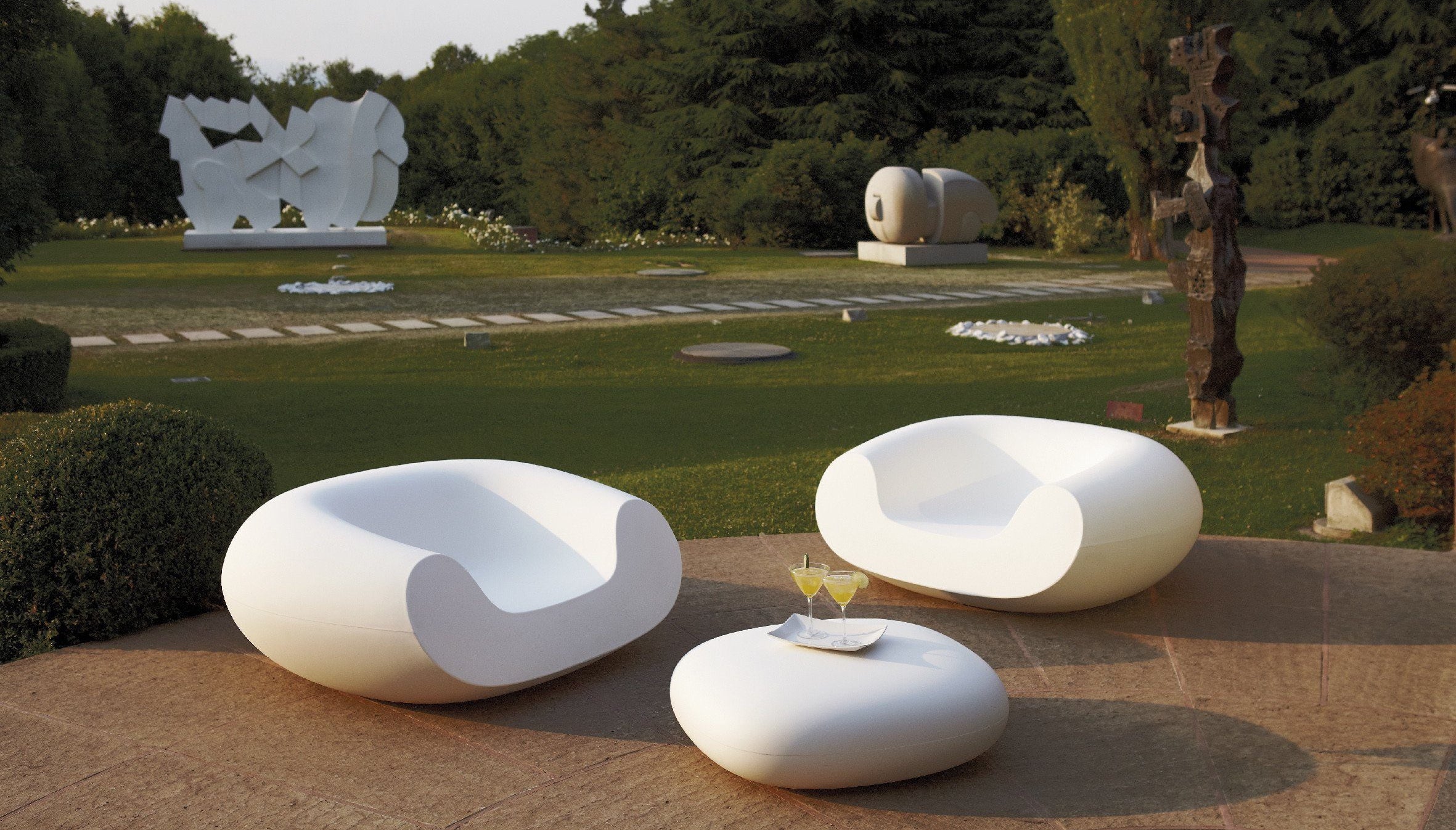 Hocker / Beistelltisch SLIDE CHUBBY LOW für Indoor + Outdoor | Sitzmöbel | brandamba.com