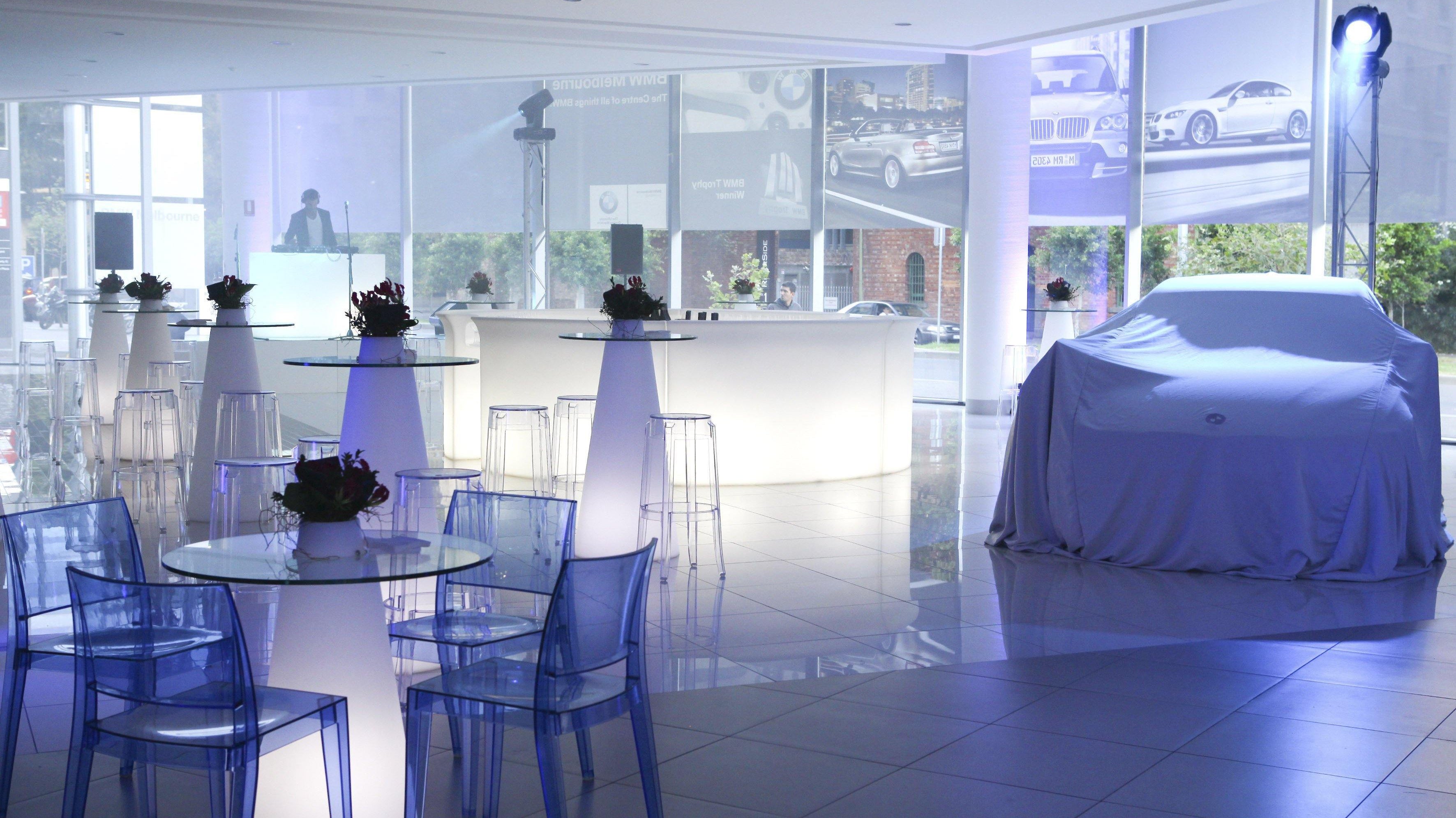 Leuchttheke BREAK CORNER, Eckelement | LED Theke | brandamba.com