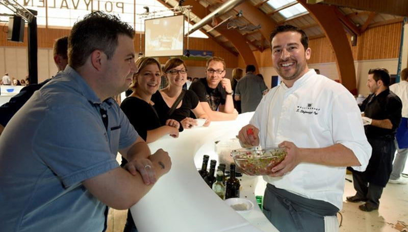 Leuchttheke BREAK LINE mit COCKTAIL STATION + SPEED RACK | LED Theke | brandamba.com