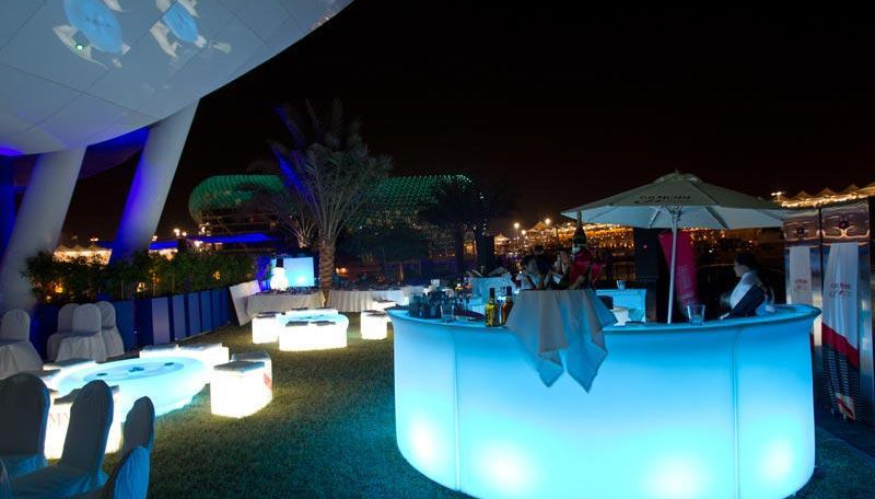 Leuchttheke Slide Break Bar - LED Theke -  Restaurant Bar