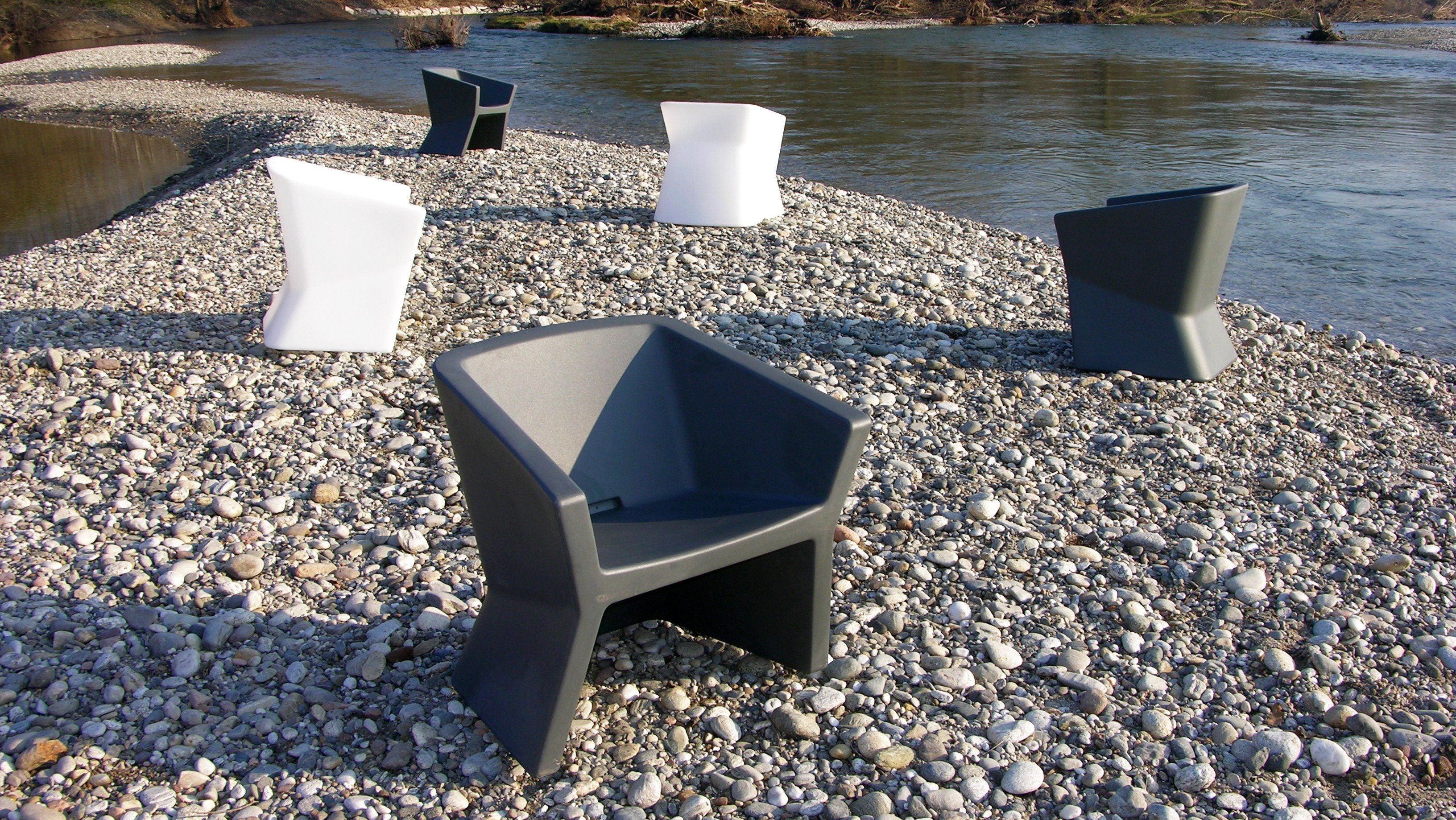 Sessel Stuhl EXOFA von Jorge Najera | Sitzmöbel | brandamba.com