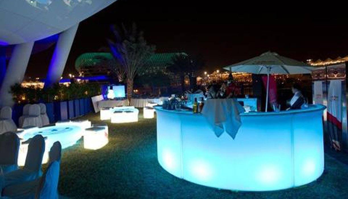 Slide BREAK BAR Leuchttheken-Set | 3 x BREAK BAR, Halbkreis | LED Theke | brandamba.com