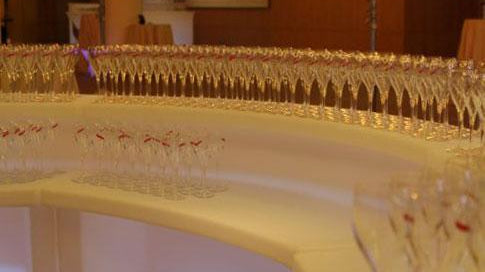 Slide BREAK BAR Leuchttheken-Set | 5 x BREAK BAR, 5/6 kreisrund | LED Theke | brandamba.com