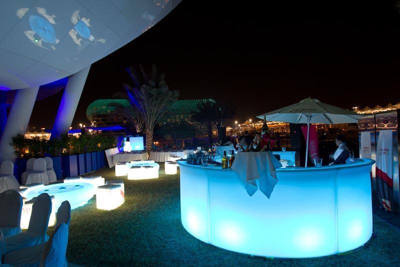 Slide BREAK BAR Leuchttheken-Set | 5 x BREAK BAR, 5/6 kreisrund | LED Theke | brandamba.com