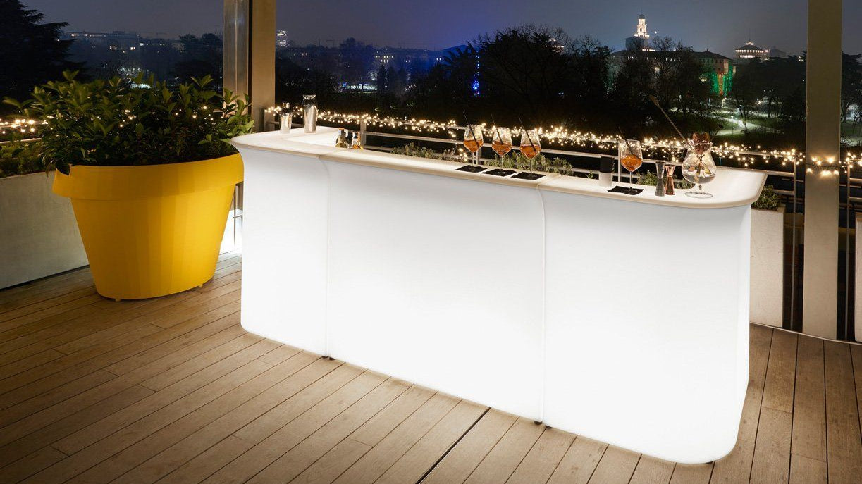 Slide BREAK LINE Leuchttheken-Set | 1x BREAK LINE + 2x BREAK CORNER | LED Theke | brandamba.com