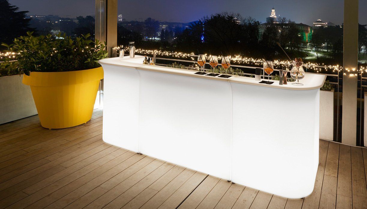 Slide BREAK LINE Leuchttheken-Set | 1x BREAK LINE + 2x BREAK CORNER | LED Theke | brandamba.com