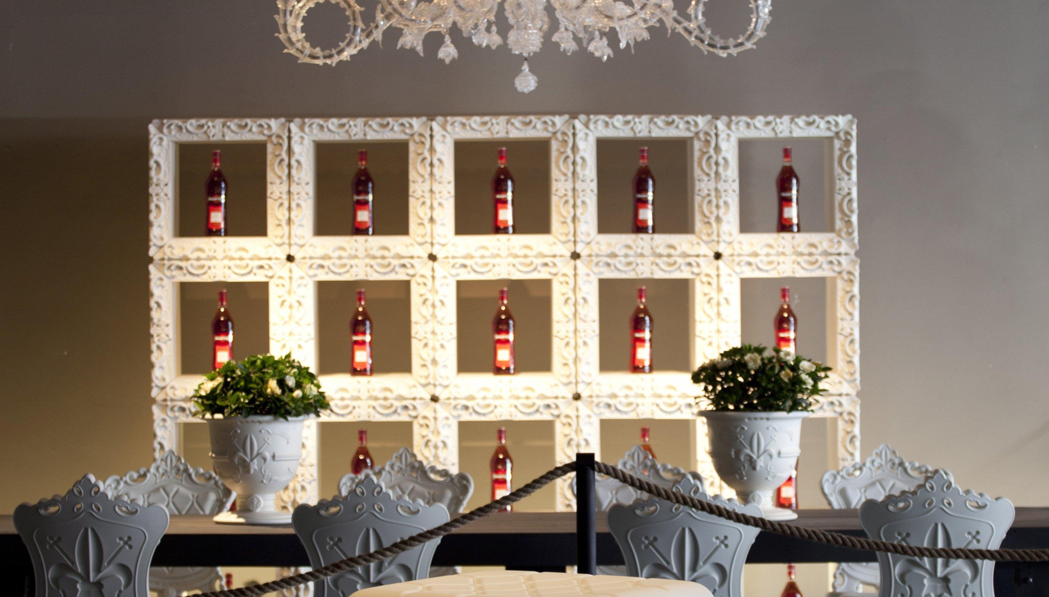 Slide Hocker LITTLE PRINCE OF LOVE für Indoor + Outdoor | Sitzmöbel | brandamba.com