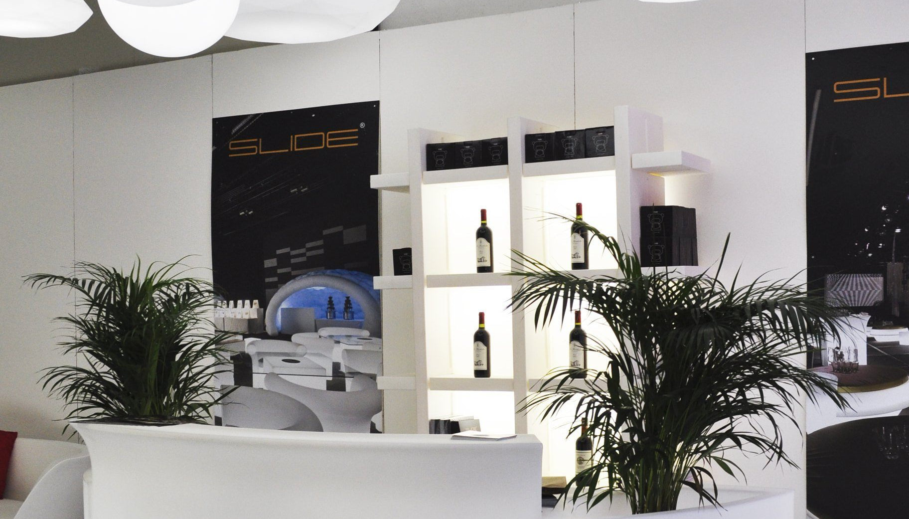 Slide ICE BAR passend zu Slide Thekensystem BREAK | LED Theke | brandamba.com