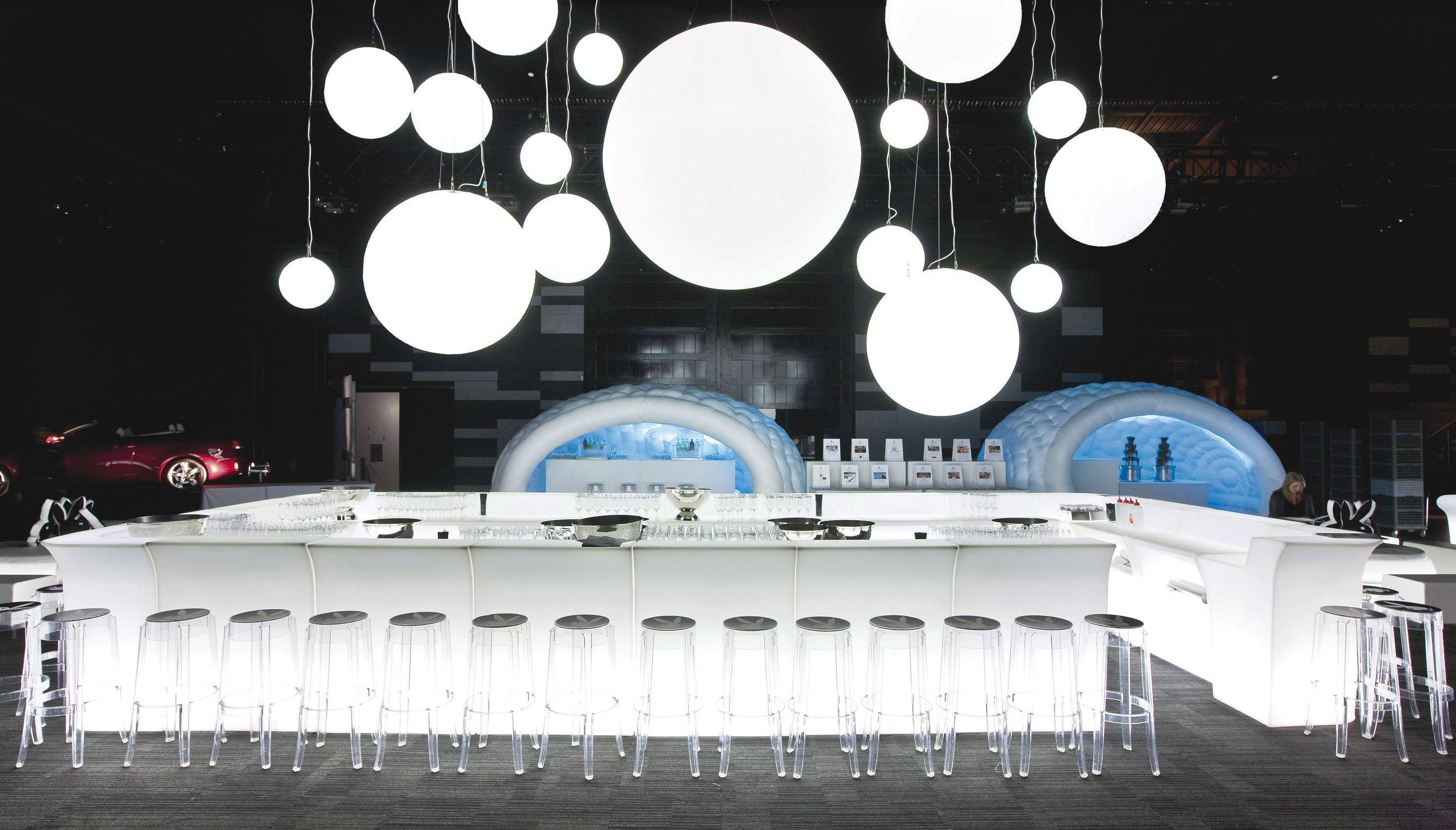 Slide JUMBO CORNER Leuchttheke Eventtheke Eckelement | LED Theke | brandamba.com