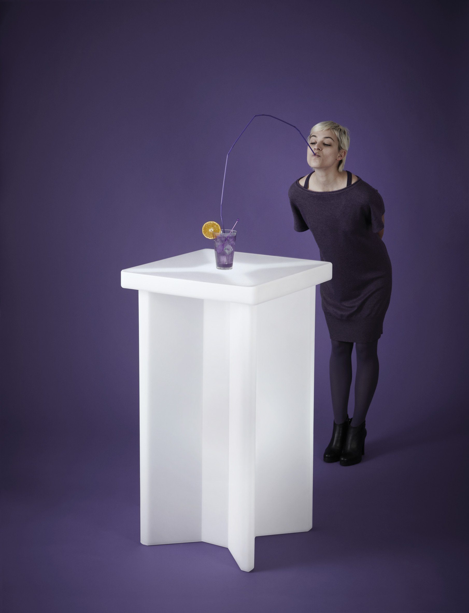 Slide Leucht-Stehtisch X2 für Indoor + Outdoor | Tische | brandamba.com