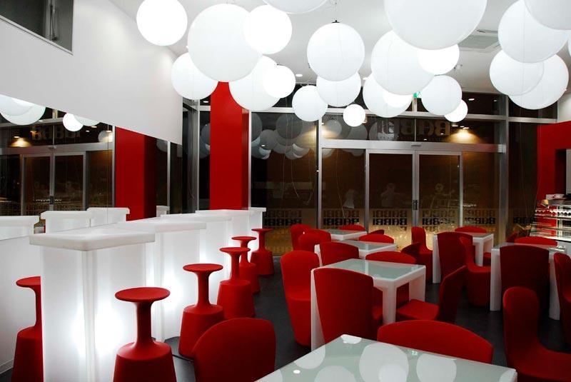 Slide Leucht-Stehtisch X2 für Indoor + Outdoor | Tische | brandamba.com