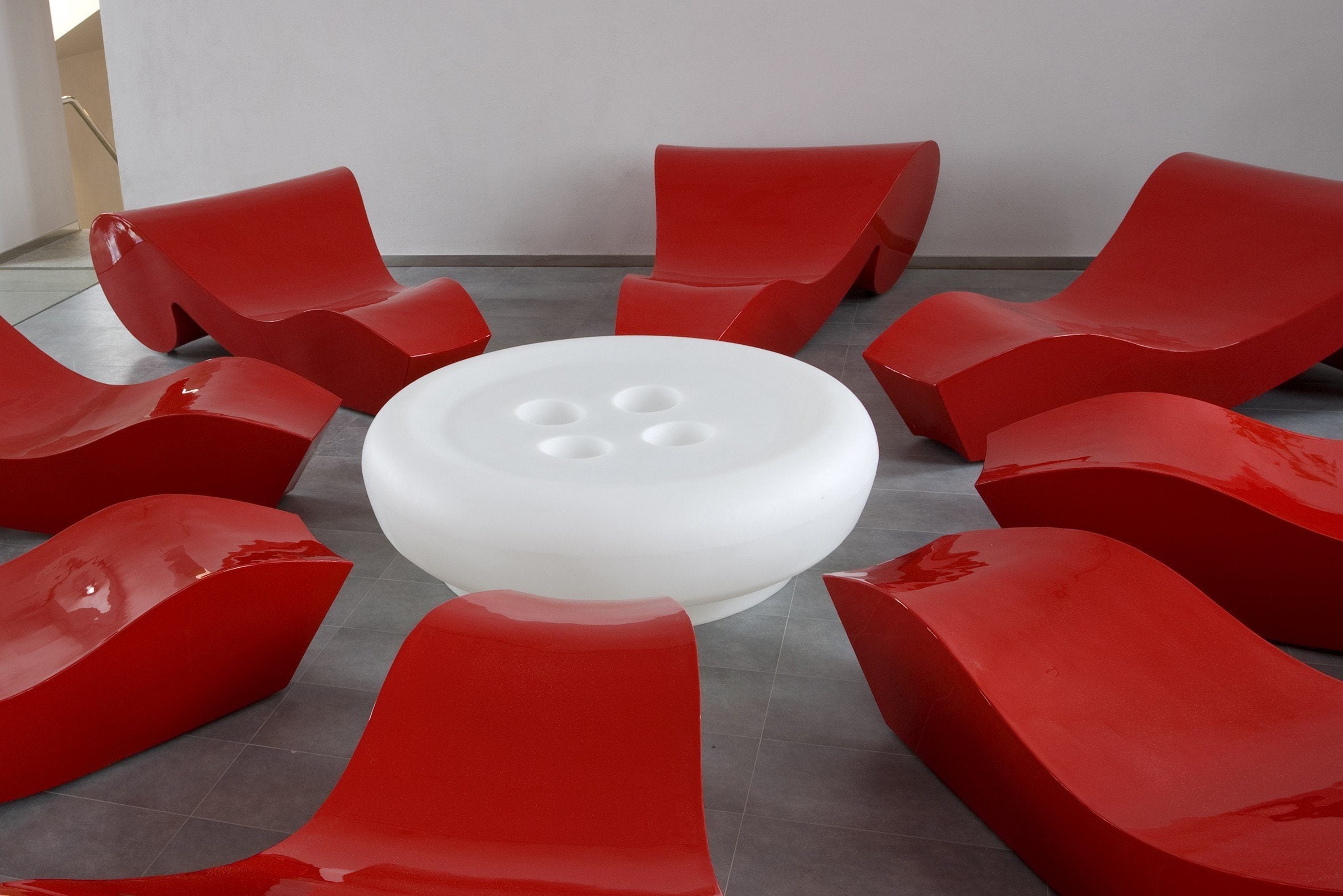 Slide Leuchthocker BOT ONE für Indoor + Outdoor | Sitzmöbel | brandamba.com