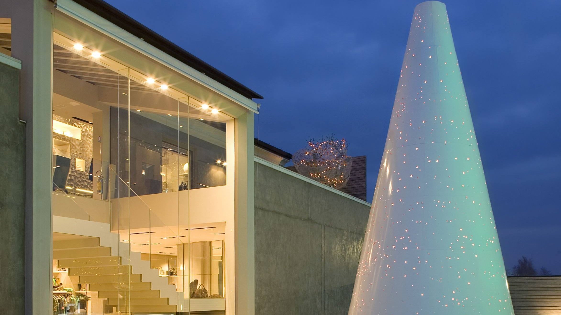 Slide Leuchthocker BOT ONE für Indoor + Outdoor | Sitzmöbel | brandamba.com