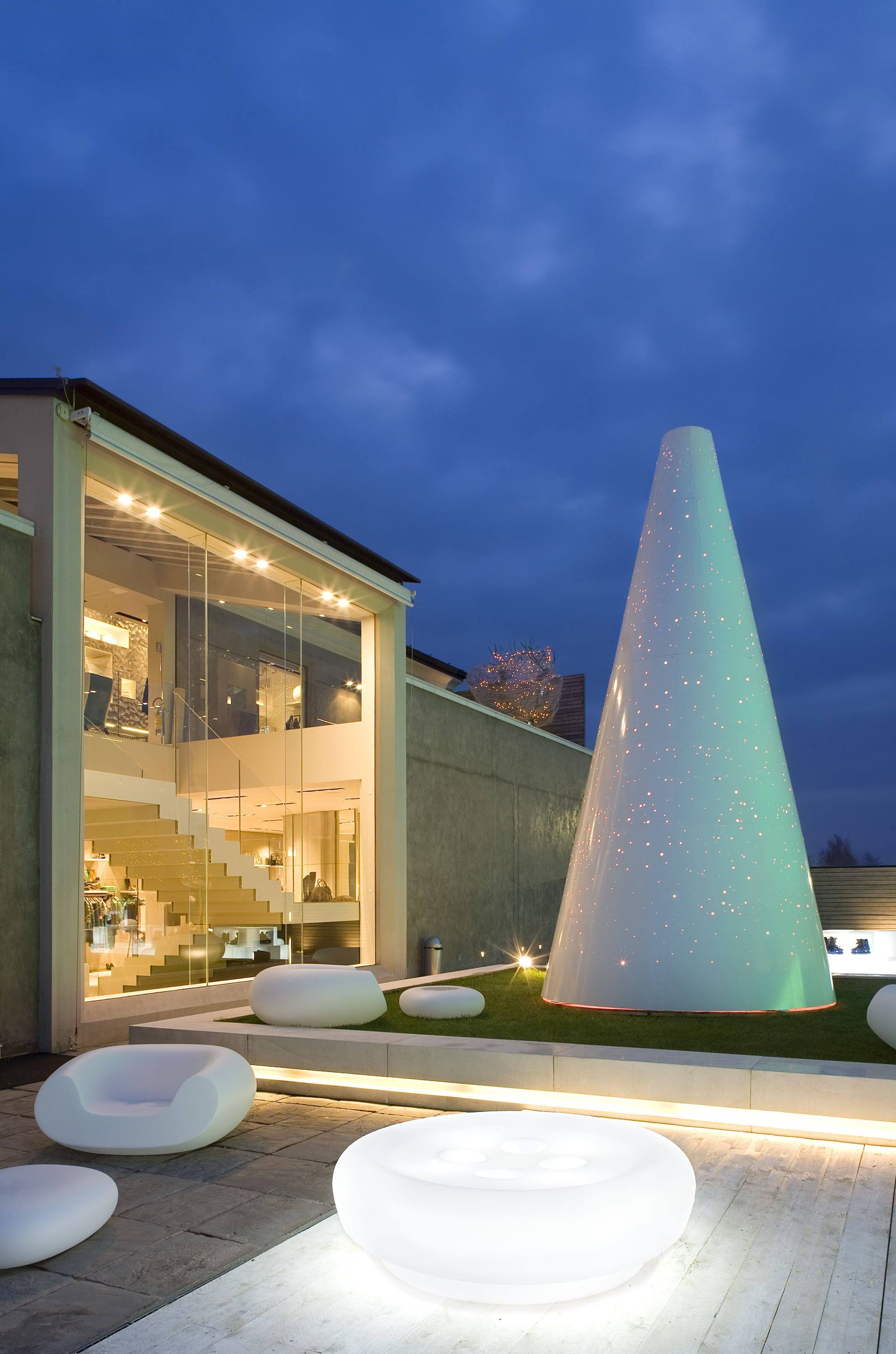 Slide Leuchthocker BOT ONE für Indoor + Outdoor | Sitzmöbel | brandamba.com