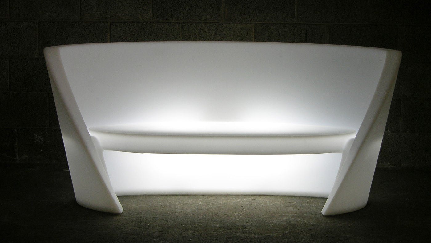 Slide Leuchtsofa RAP von Karim Rashid | Sitzmöbel | brandamba.com