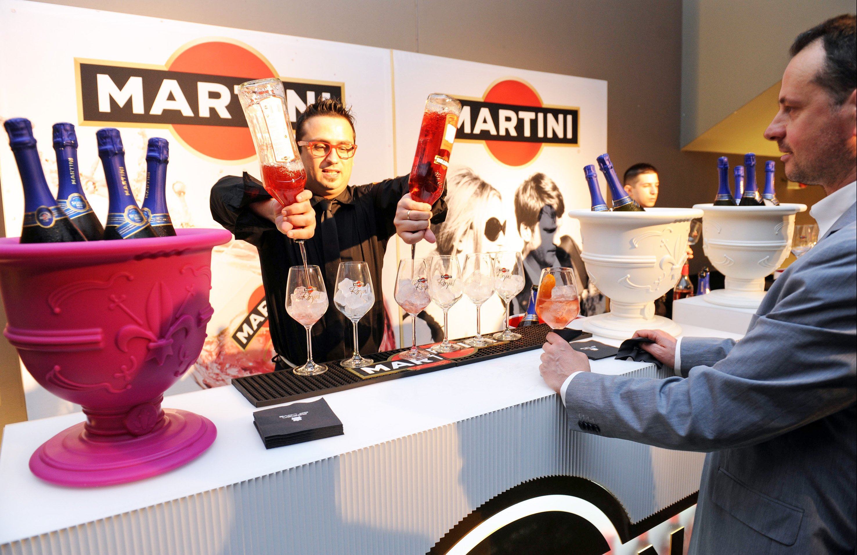 Slide Sektkühler POT OF LOVE für Indoor + Outdoor | Sitzmöbel | brandamba.com