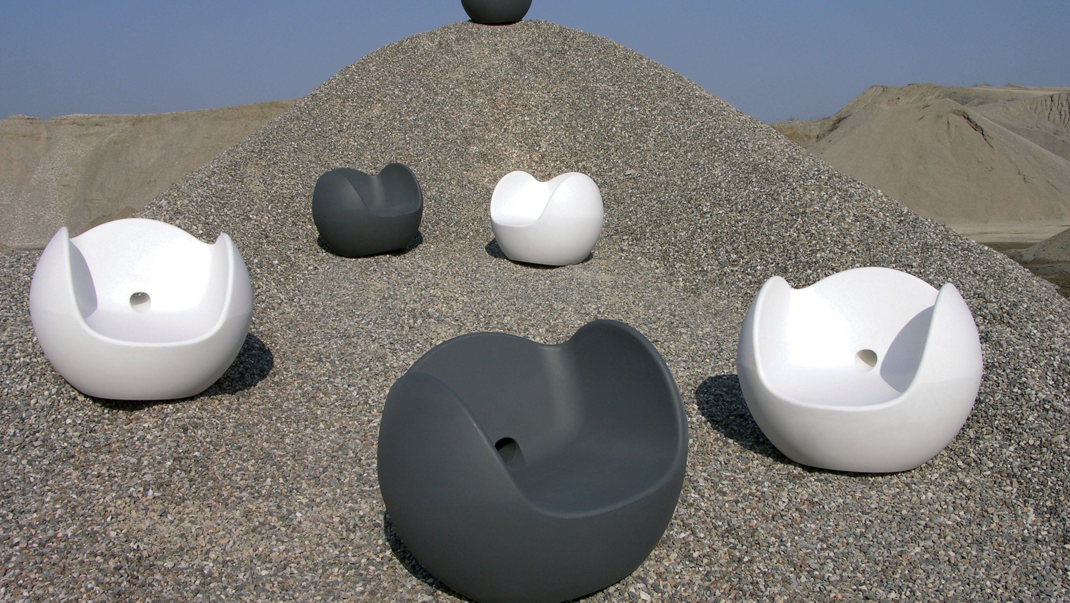 Slide Sessel BLOS von Karim Rashid | Sitzmöbel | brandamba.com