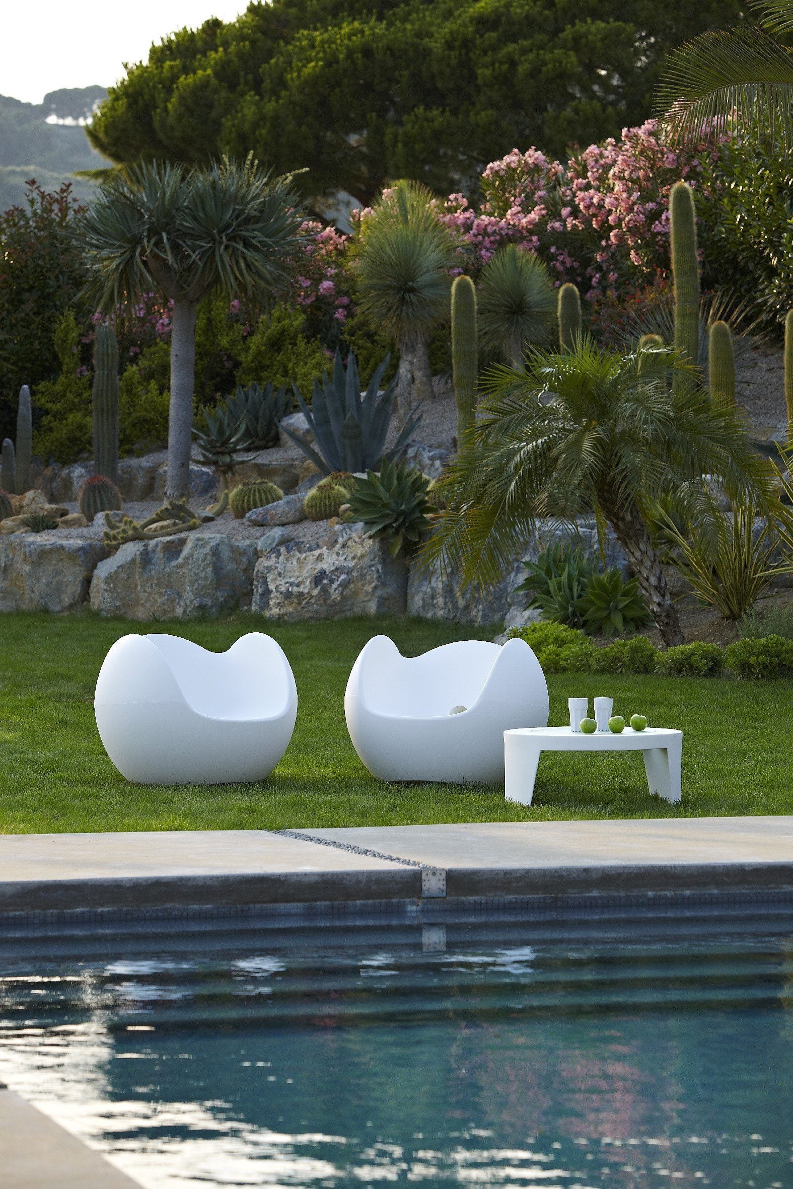 Slide Sessel BLOS von Karim Rashid | Sitzmöbel | brandamba.com