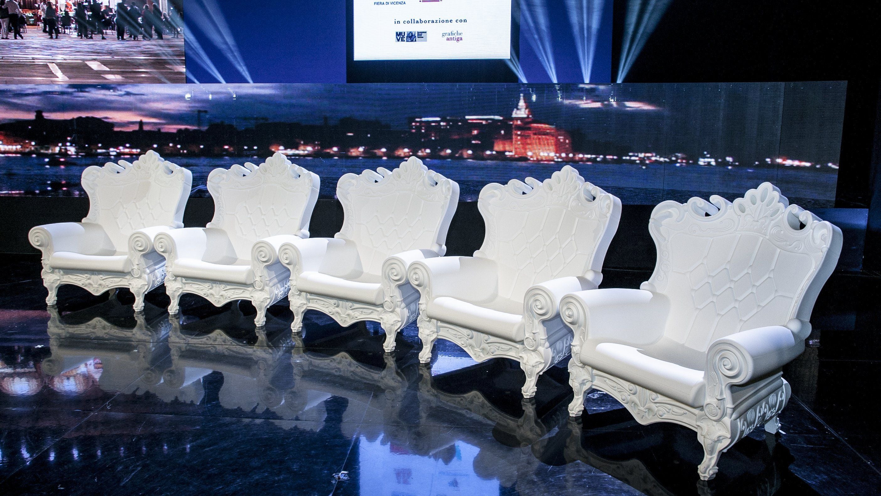 Slide Sessel QUEEN OF LOVE für Indoor + Outdoor | Sitzmöbel | brandamba.com