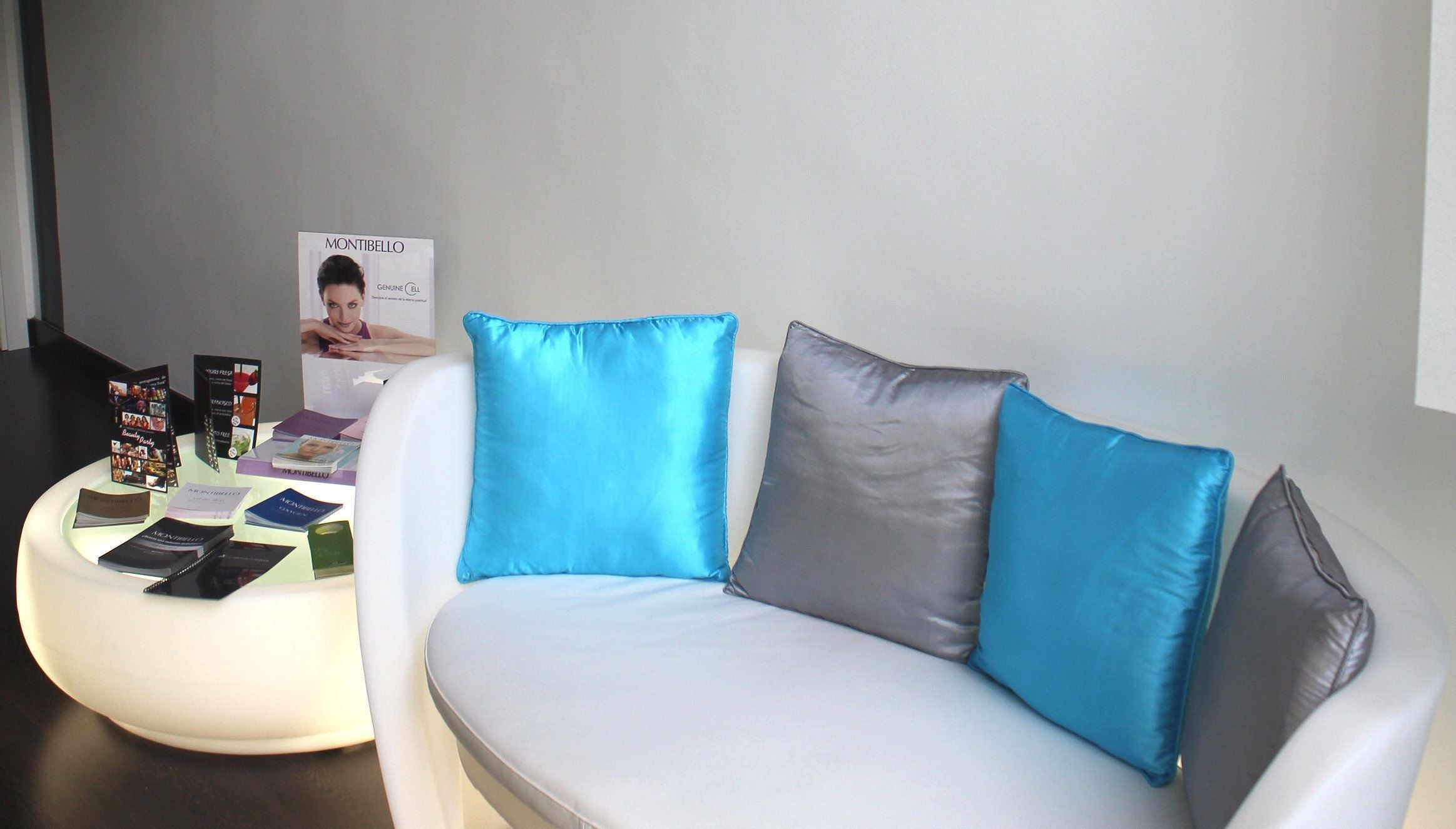 Slide Sofa RAP von Karim Rashid | Sitzmöbel | brandamba.com