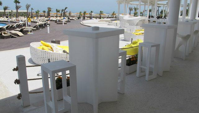 Slide Stehtisch X2 | Tische | brandamba.com