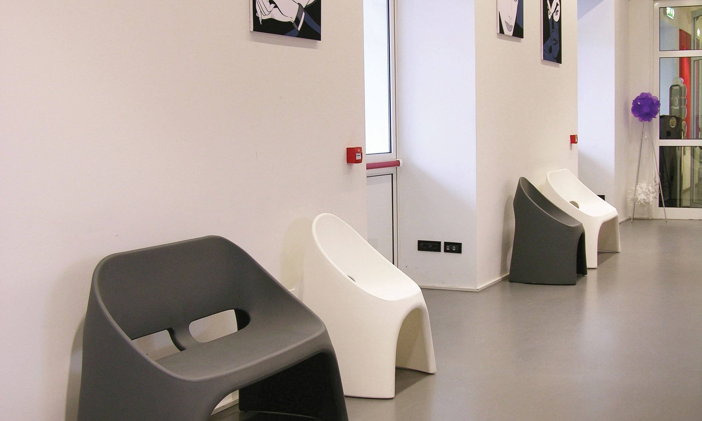 2er Set Stapelbarer Stuhl Amélie für Indoor + Outdoor | Sitzmöbel | brandamba.com