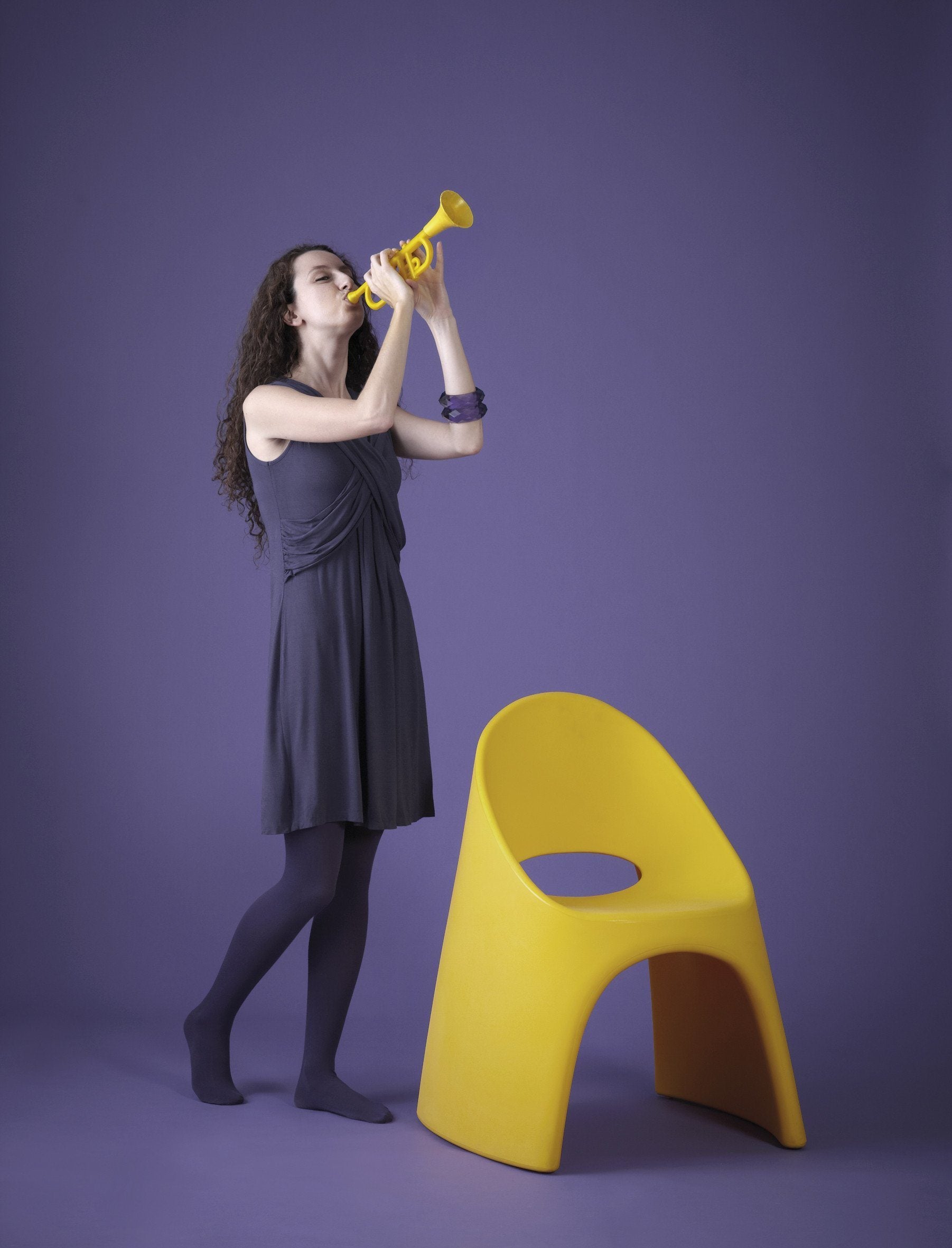 2er Set Stapelbarer Stuhl Amélie für Indoor + Outdoor | Sitzmöbel | brandamba.com